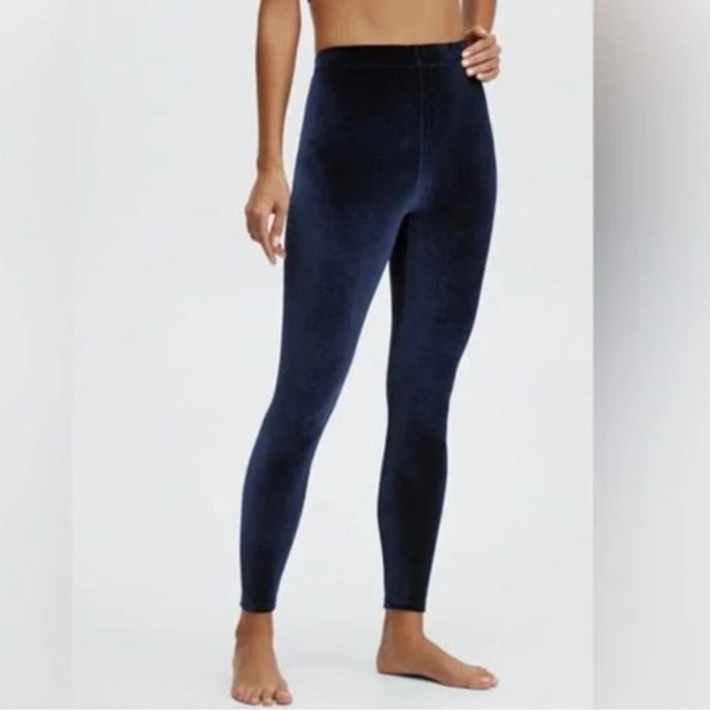 Fabletics NEW Emma Velour Leggings Small High‎ Waist Dark Blue